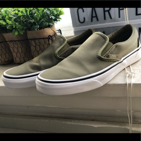 Slip on Vans (nylon) - Picture 1 of 5